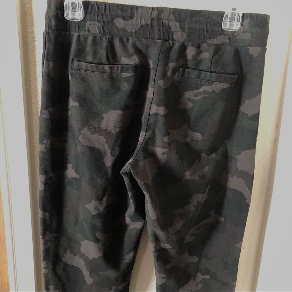 90 Degree by Relex Camo Jogger Pants Workout Camouflage Small Greens Gray - Picture 2 of 9